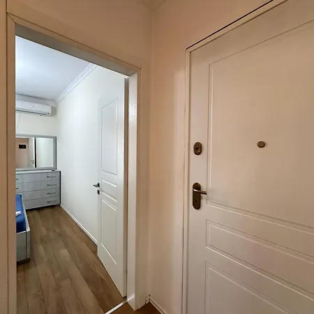 Sophia II Daily Apartments *