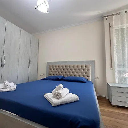 Sophia II Daily Apartments